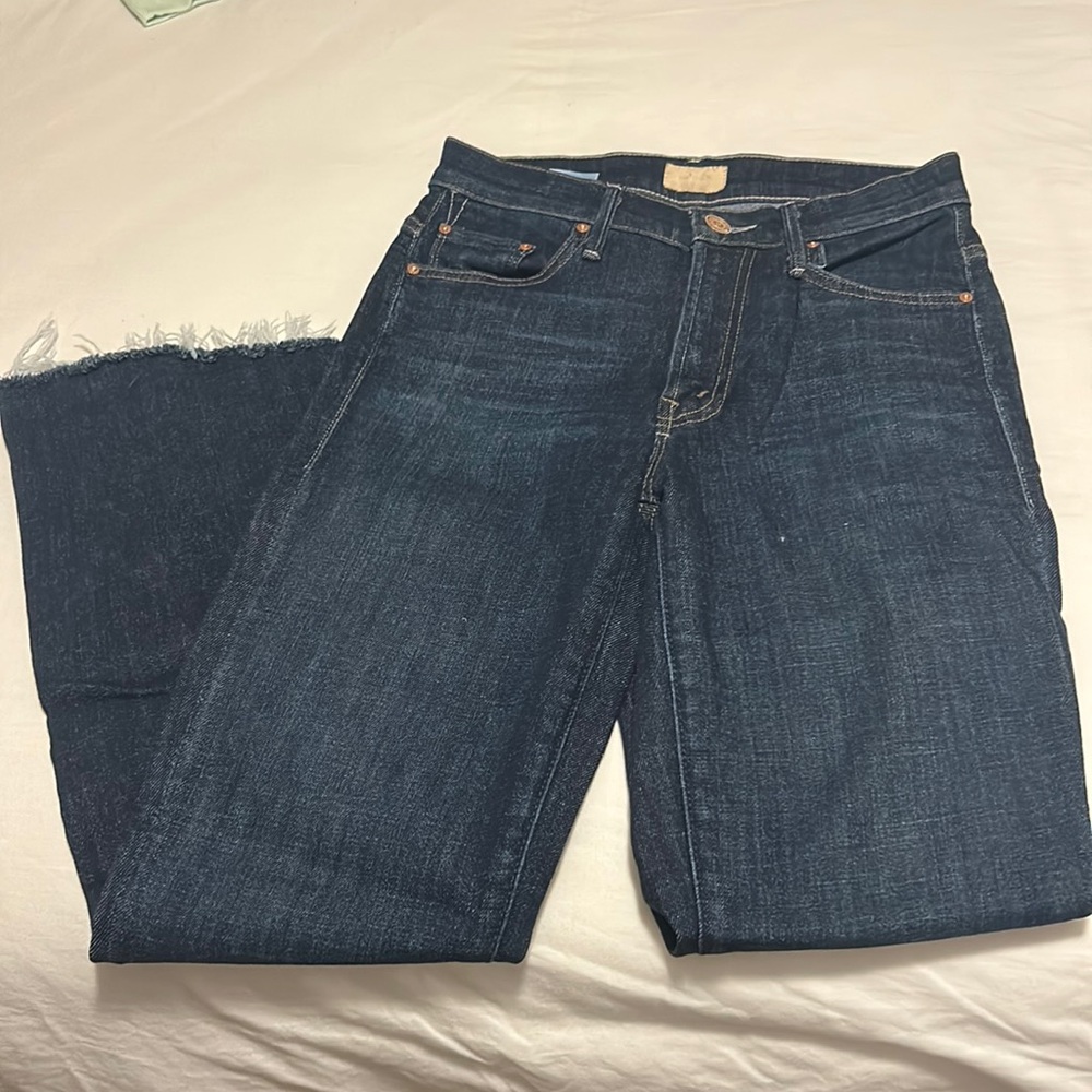 Cropped raw hem Mother jeans